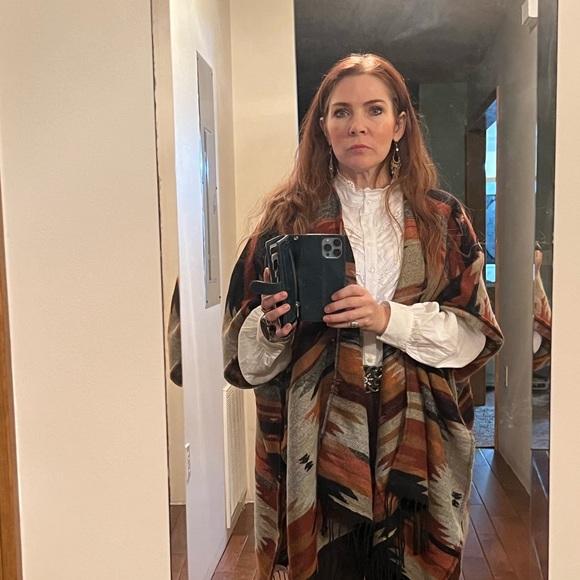 Meet your Posher, Michelle - Picture 3 of 5